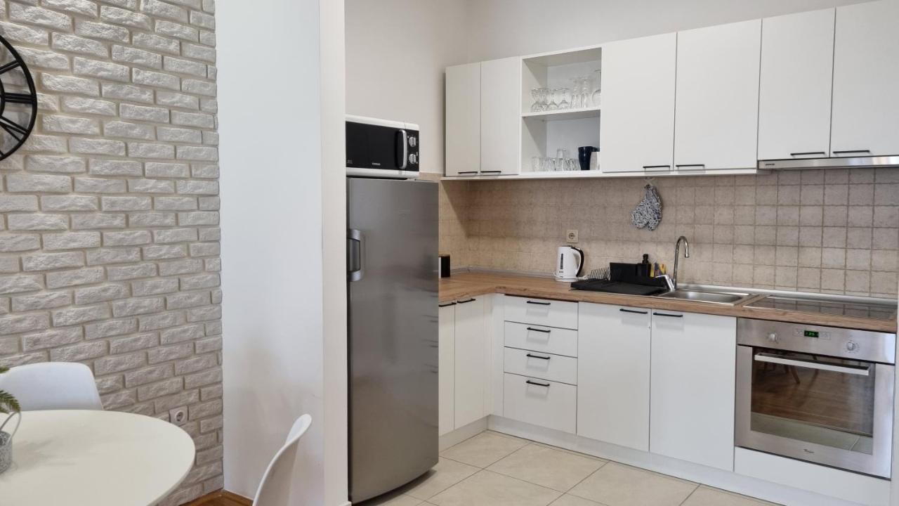 Grove Apartment + Free Parking 诺威萨 外观 照片